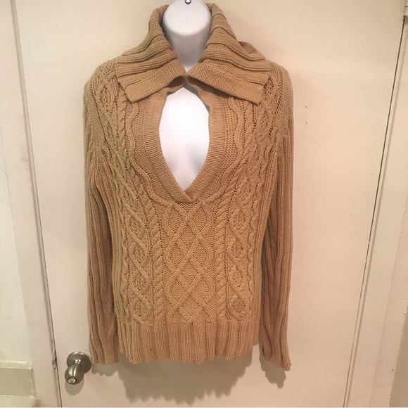 WOMEN’s GAP V NECK CABLE KNIT PULLOVER SWEATER CAMEL BROWN COLLAR  M - Picture 2 of 10